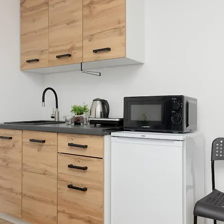 Cozy Studio Batorego By Rent Like ורשה