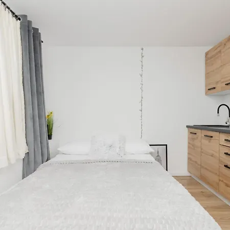 Cozy Studio Batorego By Rent Like * Warszawa